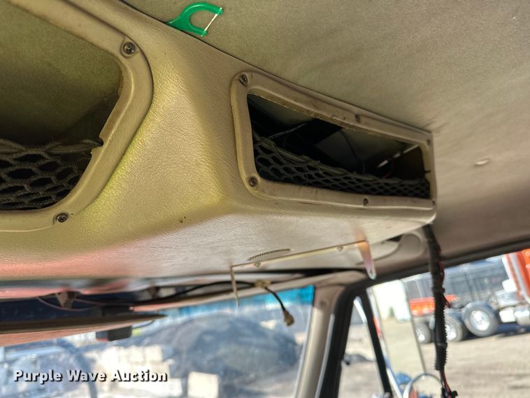 image for item DL7906 2004 Sterling LT9500 semi truck