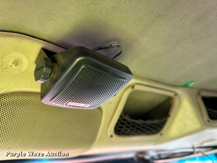 image for item DL7906 2004 Sterling LT9500 semi truck