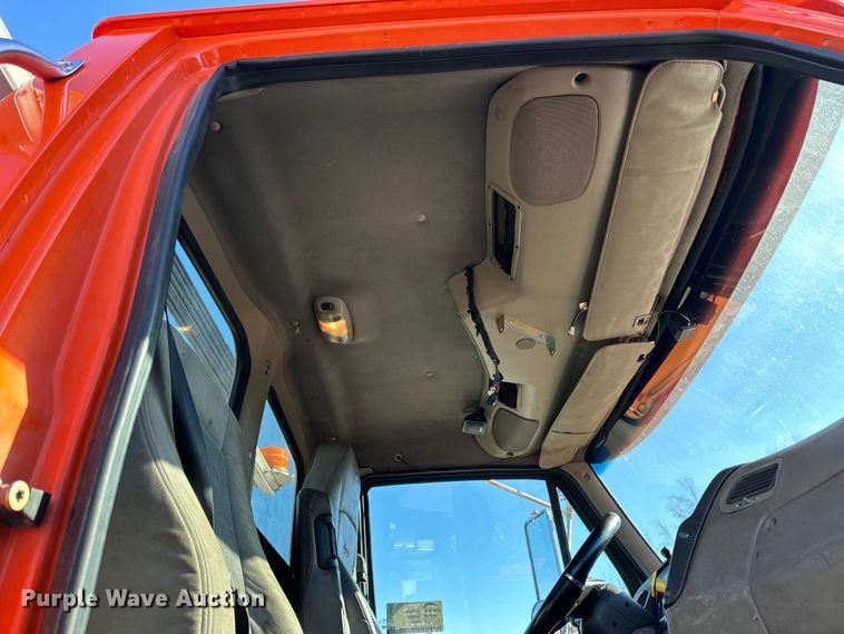 image for item DL7906 2004 Sterling LT9500 semi truck