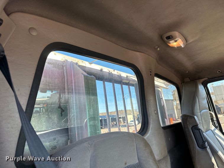 image for item DL7906 2004 Sterling LT9500 semi truck