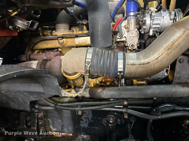 image for item DL7906 2004 Sterling LT9500 semi truck