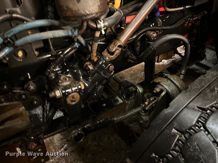 image for item DL7906 2004 Sterling LT9500 semi truck