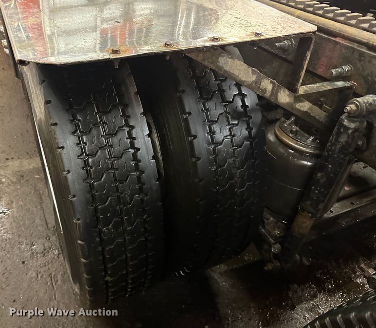 image for item DL7906 2004 Sterling LT9500 semi truck