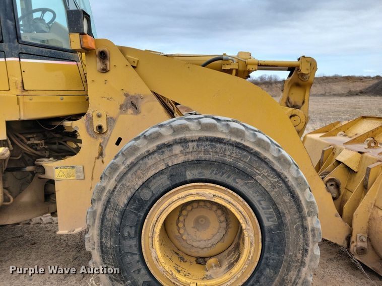 image for item DL7907 1995 Caterpillar 960F wheel loader