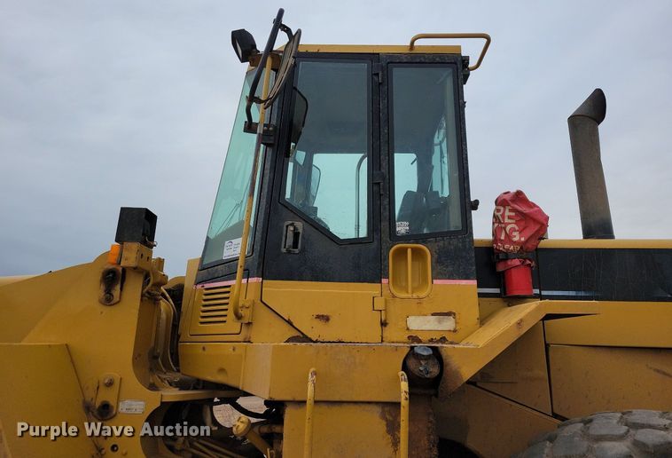 image for item DL7907 1995 Caterpillar 960F wheel loader