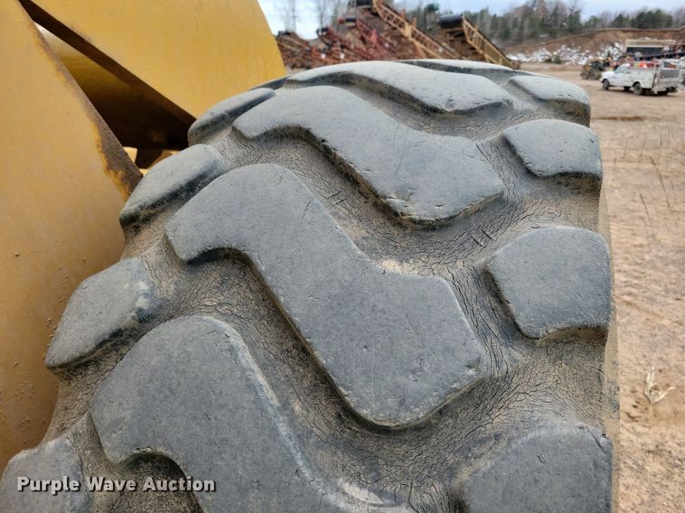 image for item DL7907 1995 Caterpillar 960F wheel loader