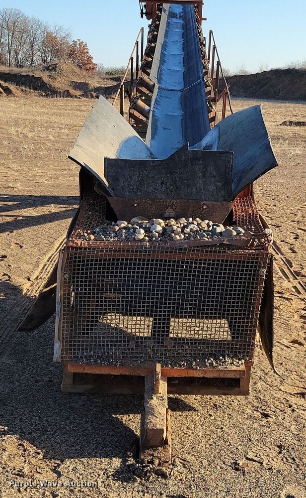 image for item DL7909 1969 Kustom Built conveyor