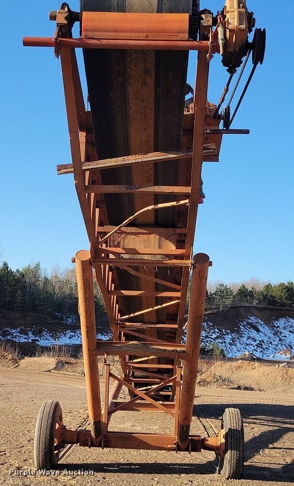 image for item DL7909 1969 Kustom Built conveyor