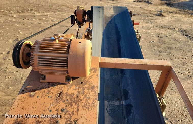 image for item DL7909 1969 Kustom Built conveyor