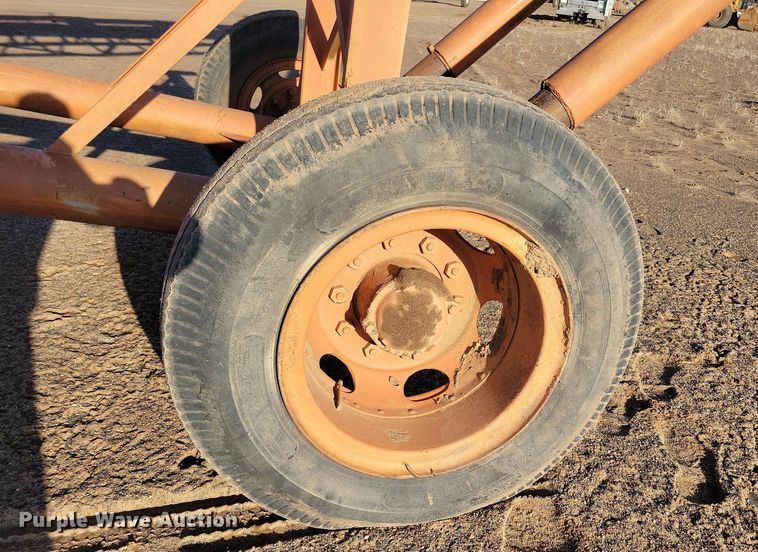 image for item DL7909 1969 Kustom Built conveyor