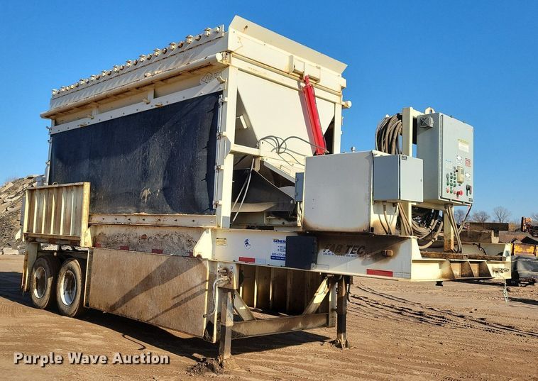 image for item DL7912 2016 Fabtec 3618SBF hopper feeder