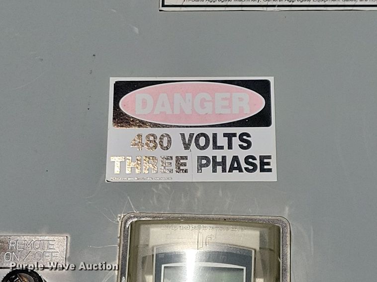 image for item DL7912 2016 Fabtec 3618SBF hopper feeder