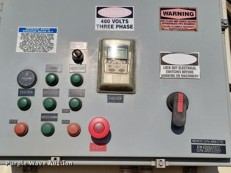 image for item DL7912 2016 Fabtec 3618SBF hopper feeder