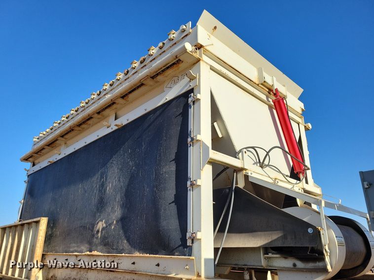 image for item DL7912 2016 Fabtec 3618SBF hopper feeder