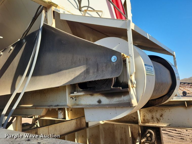 image for item DL7912 2016 Fabtec 3618SBF hopper feeder