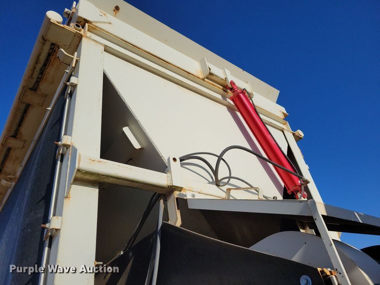 image for item DL7912 2016 Fabtec 3618SBF hopper feeder