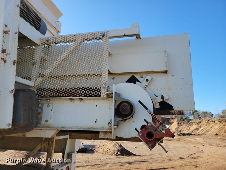 image for item DL7912 2016 Fabtec 3618SBF hopper feeder