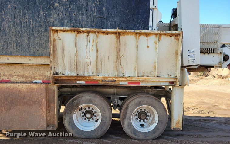 image for item DL7912 2016 Fabtec 3618SBF hopper feeder