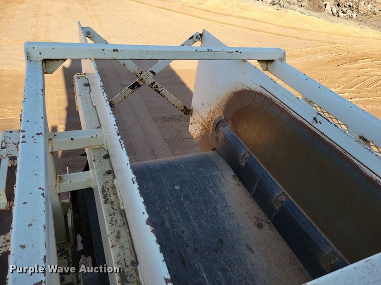 image for item DL7912 2016 Fabtec 3618SBF hopper feeder