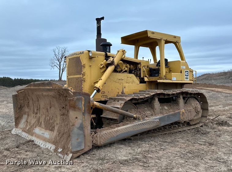 image for item DL7917 1976 Caterpillar D9H dozer