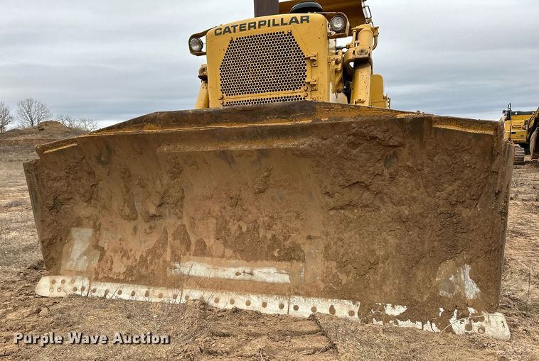 image for item DL7917 1976 Caterpillar D9H dozer