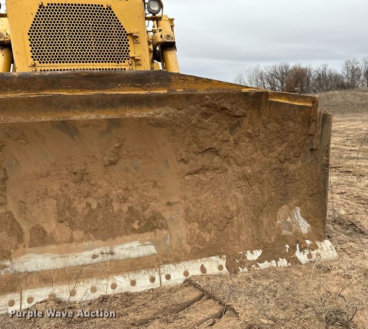 image for item DL7917 1976 Caterpillar D9H dozer