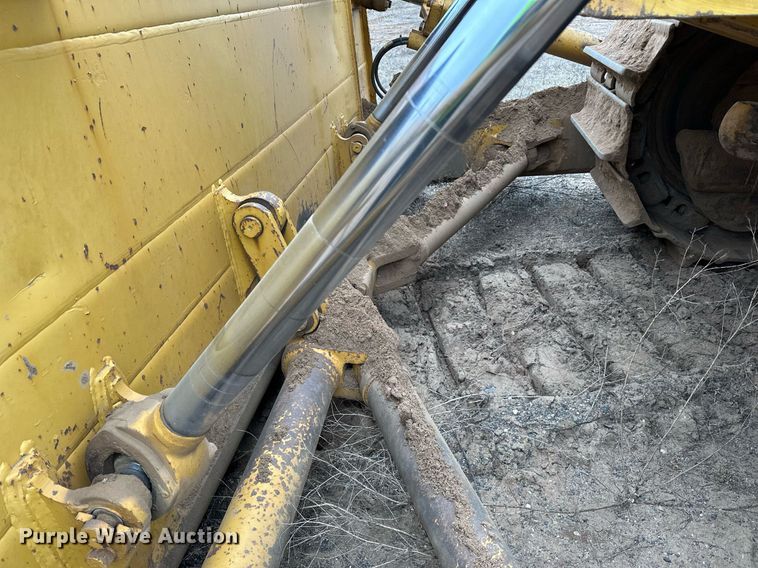 image for item DL7917 1976 Caterpillar D9H dozer