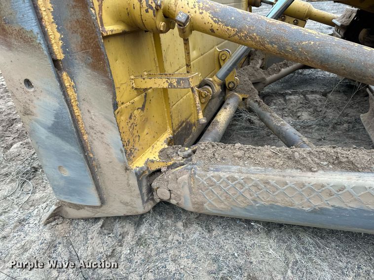 image for item DL7917 1976 Caterpillar D9H dozer