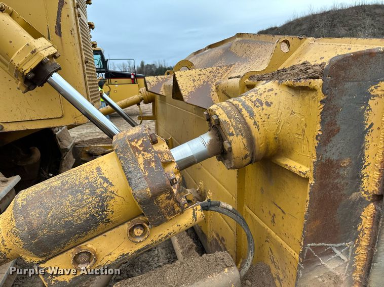image for item DL7917 1976 Caterpillar D9H dozer
