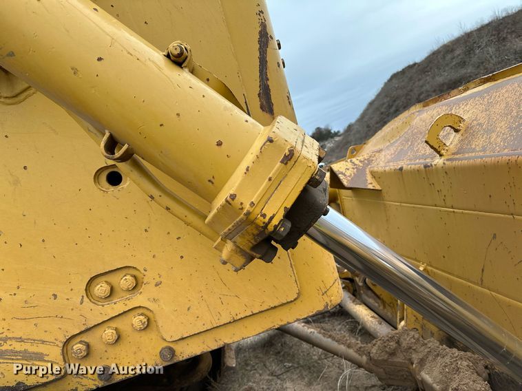 image for item DL7917 1976 Caterpillar D9H dozer