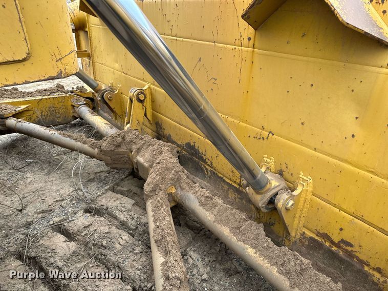 image for item DL7917 1976 Caterpillar D9H dozer