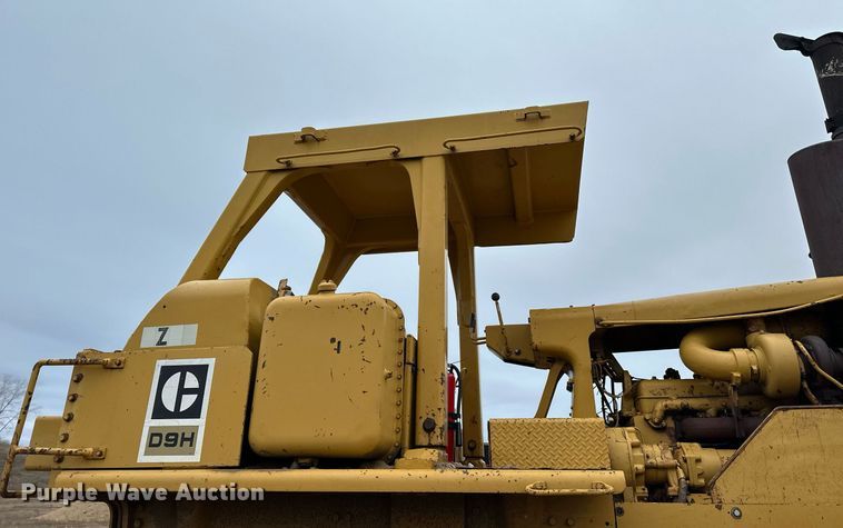 image for item DL7917 1976 Caterpillar D9H dozer