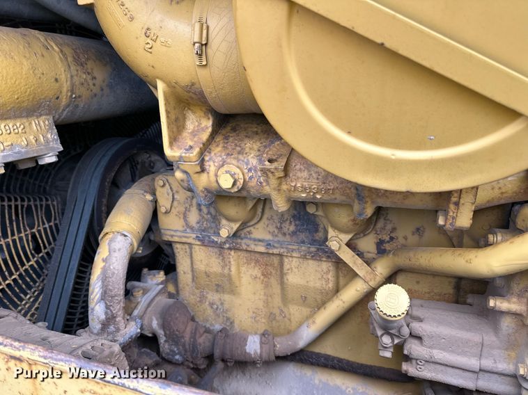 image for item DL7917 1976 Caterpillar D9H dozer