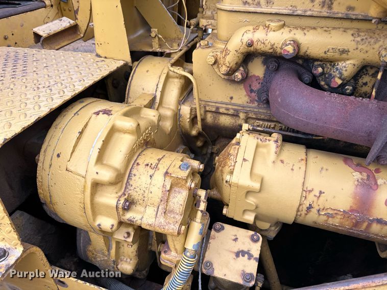 image for item DL7917 1976 Caterpillar D9H dozer