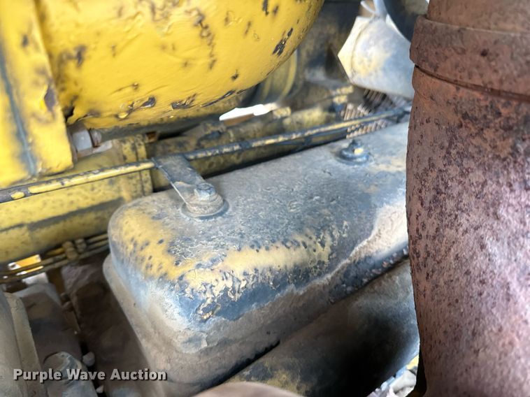 image for item DL7917 1976 Caterpillar D9H dozer