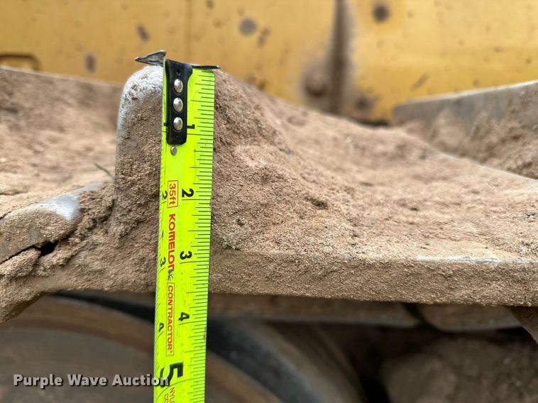 image for item DL7917 1976 Caterpillar D9H dozer