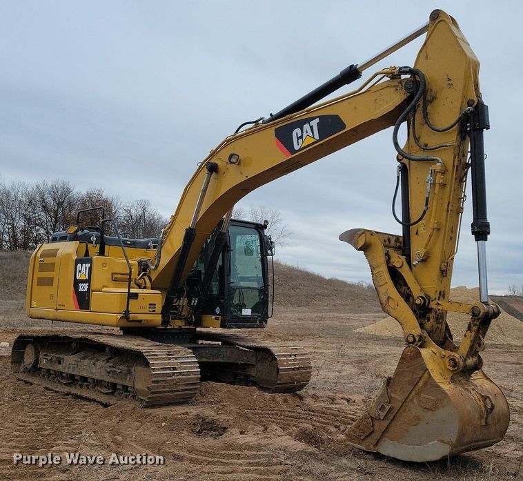 image for item DL7918 2017 Caterpillar 323FL excavator