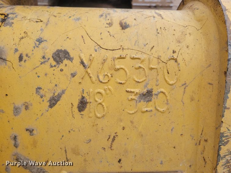 image for item DL7918 2017 Caterpillar 323FL excavator