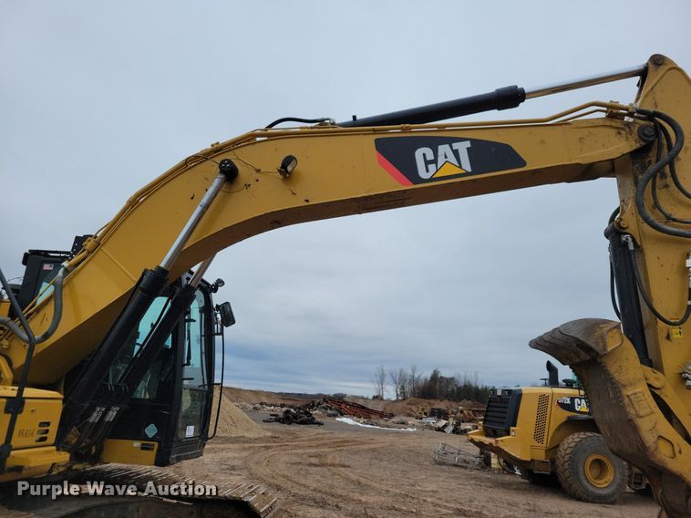 image for item DL7918 2017 Caterpillar 323FL excavator