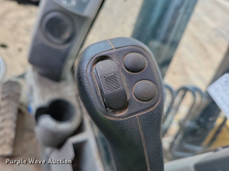 image for item DL7918 2017 Caterpillar 323FL excavator