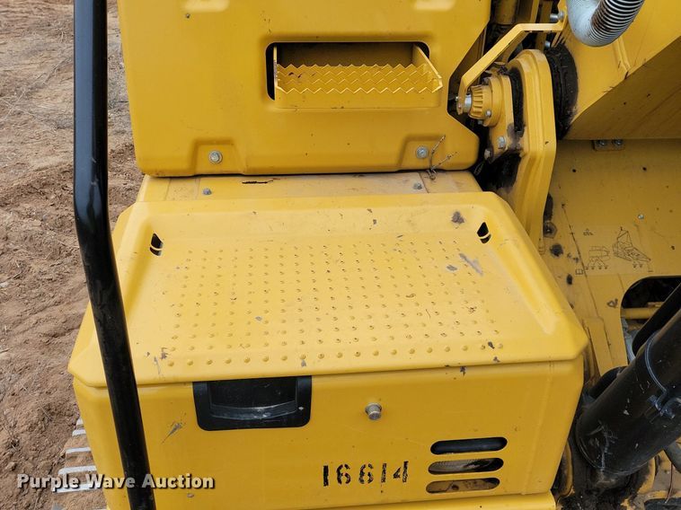 image for item DL7918 2017 Caterpillar 323FL excavator