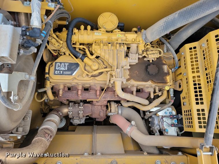 image for item DL7918 2017 Caterpillar 323FL excavator