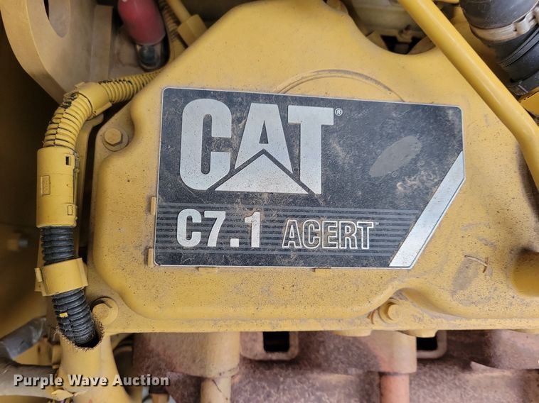 image for item DL7918 2017 Caterpillar 323FL excavator