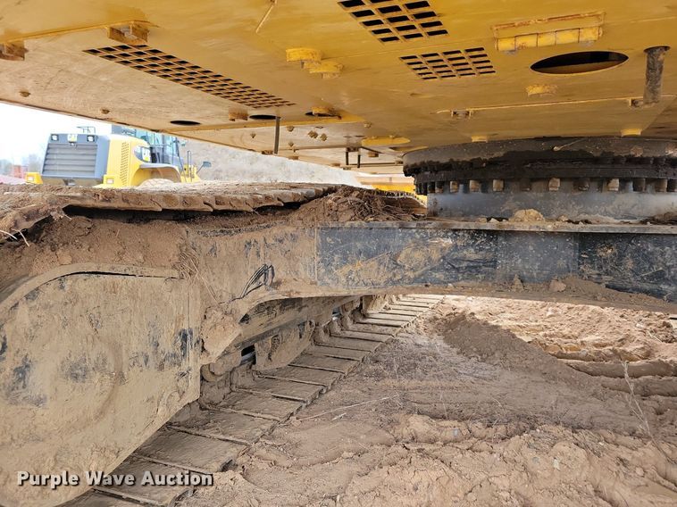 image for item DL7918 2017 Caterpillar 323FL excavator