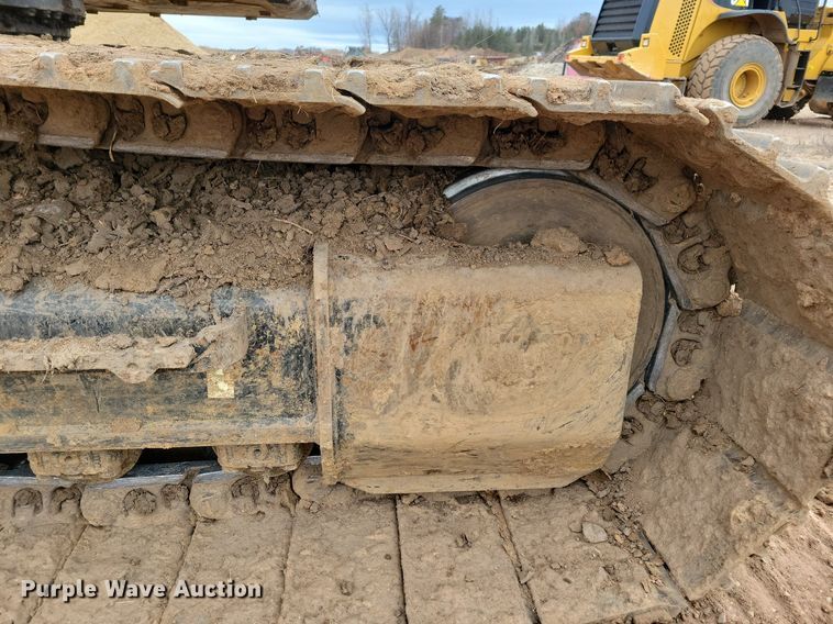 image for item DL7918 2017 Caterpillar 323FL excavator