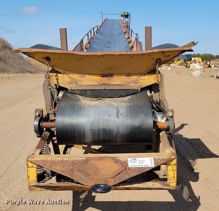 image for item DL7919 1998 Swift RM3680 conveyor