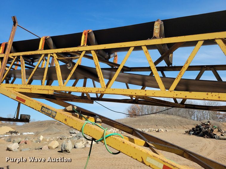 image for item DL7919 1998 Swift RM3680 conveyor