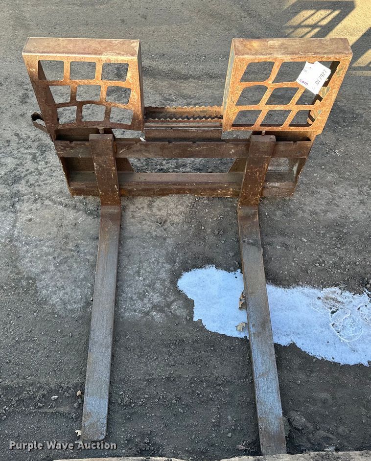 image for item DL7927 Stout 48