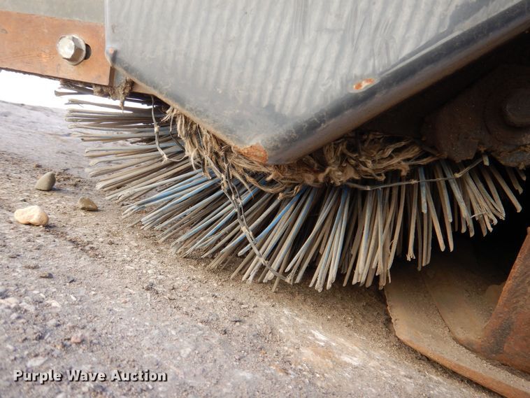 image for item DL7933 Bobcat 72