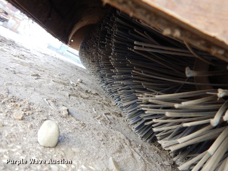 image for item DL7933 Bobcat 72